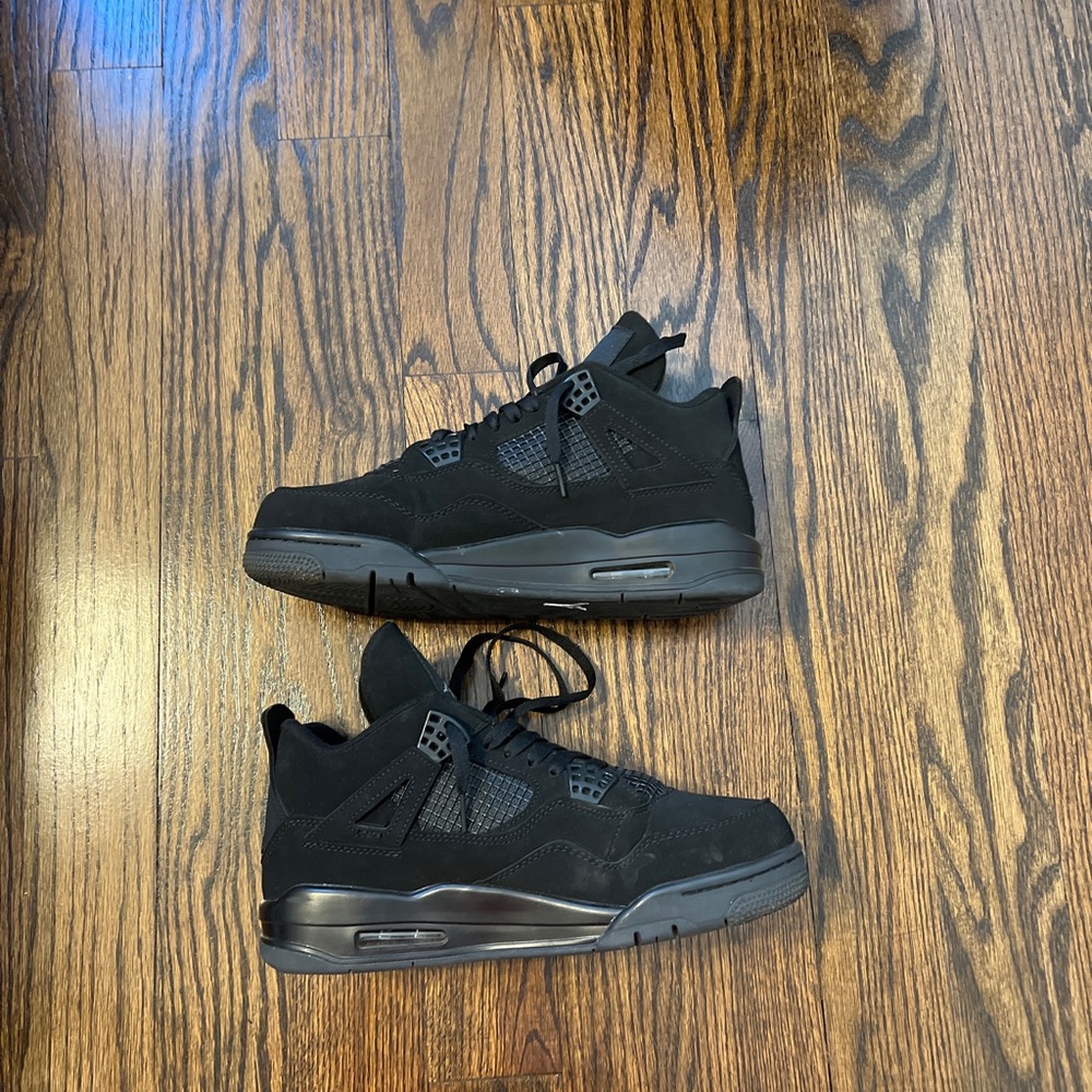 Jordan 4 Black Cat